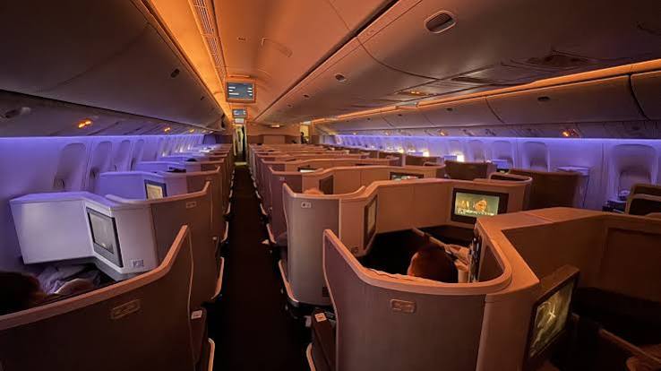 american airlines business class​